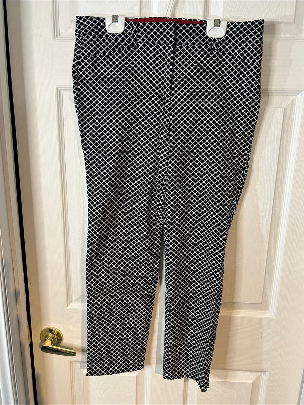 Rafaella Black & White Printed Cropped Pants